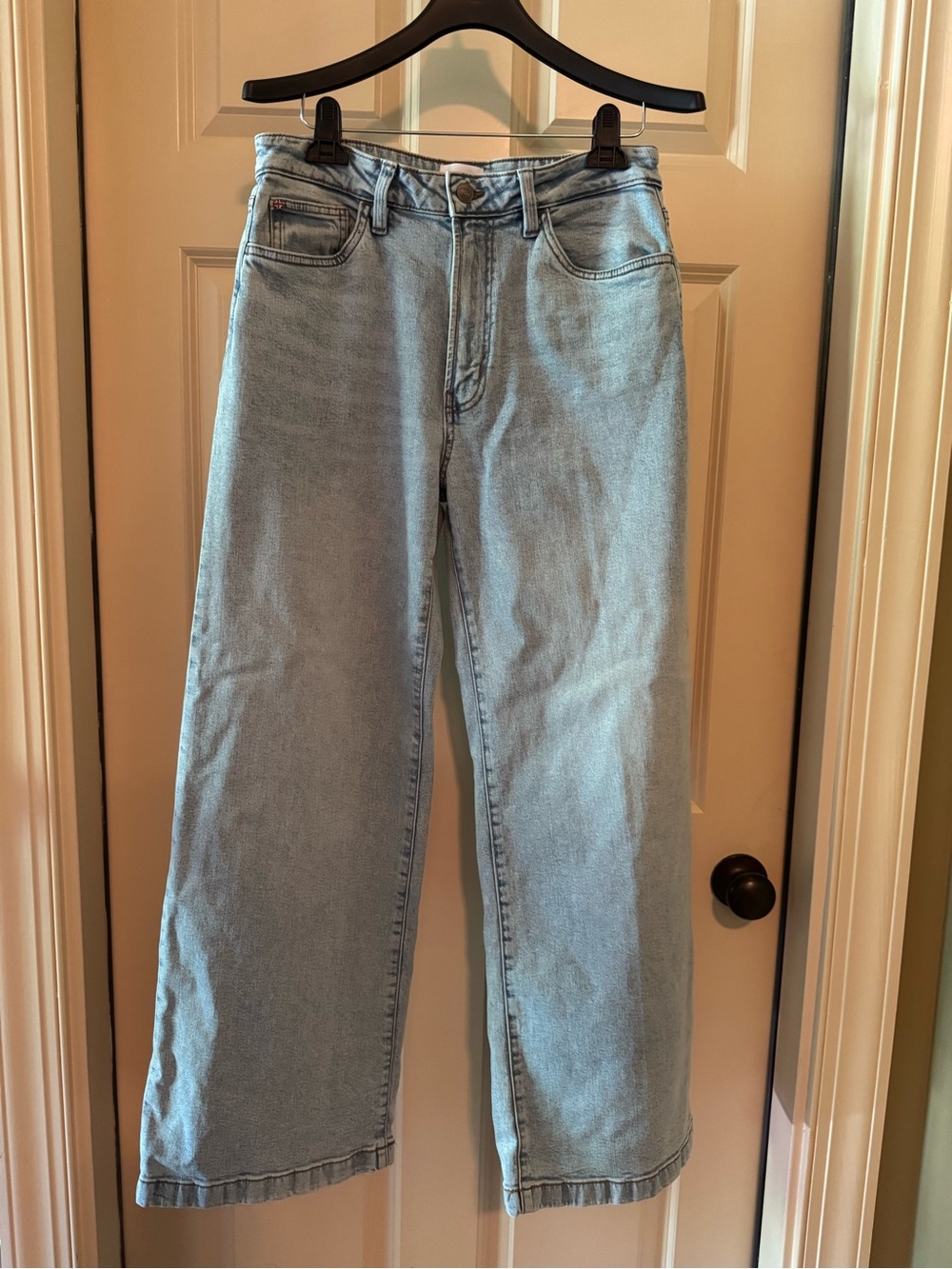 Hudson Jeans Light Wash Straight Leg Women's Jeans